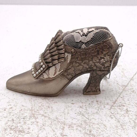 Vintage Metal Shoe Pin Cushion Ornament Beaded w/ White White Faux Pearl - Picture 5 of 12